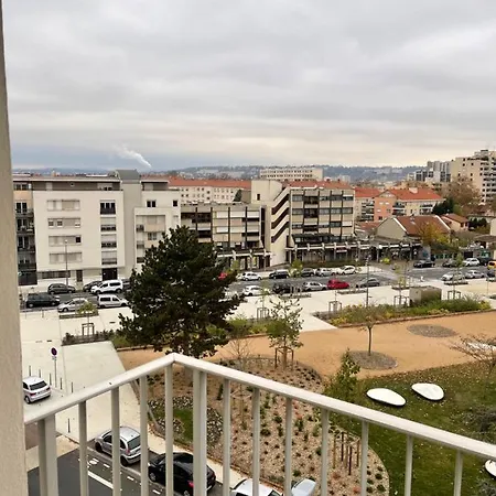 Lekgegaj * Lyon